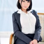 実は超エロい30歳の爆乳OLに中出し！