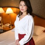 【舞ワイフ公式写真集】沙織さん（42）〜蒼い再会〜