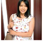 近所の世話好きな巨乳ママ友中年おばさん 山本さん（43）----