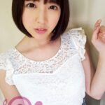 花屋で働いているG-cup美女が、仕事の合間にデニムパンツを穿いたまま失禁するわ、ハメまくって悶えるわですごいんですっ！！